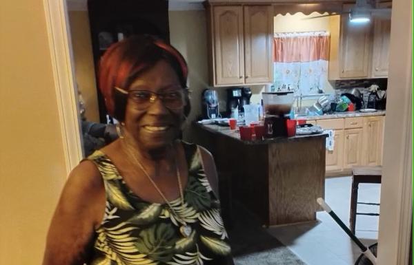 Alma D. Davis Obituary, Death